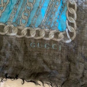 Gucci scarf